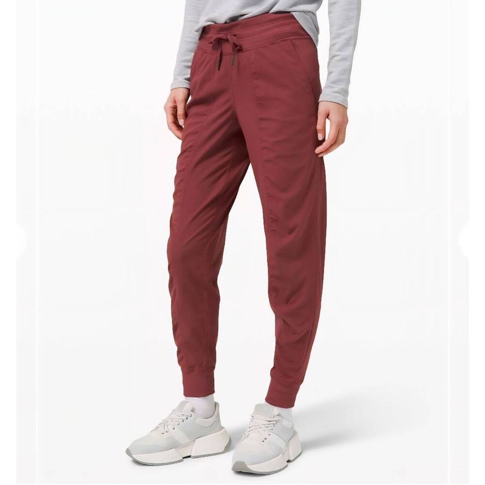 Lululemon Dance Studio Jogger Size 0
